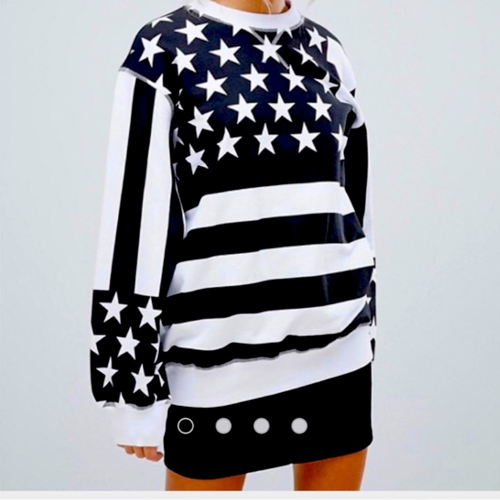 Love Moschino Americana Sweatshirt - Size 2 - Picture 1 of 6